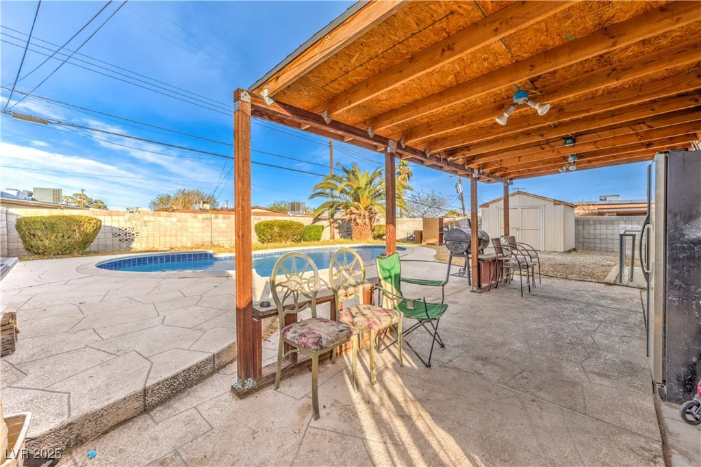 6240 Clarice, Las Vegas, NV 89107