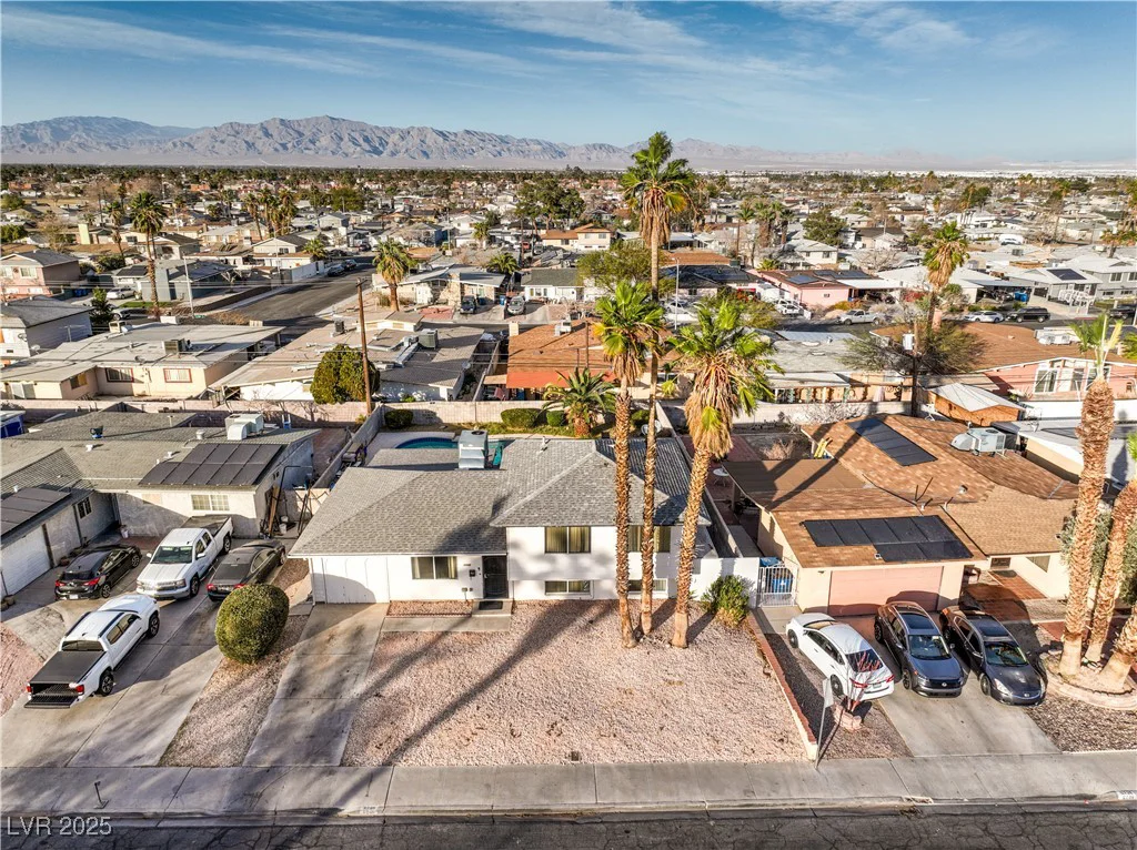 6240 Clarice, Las Vegas, NV 89107
