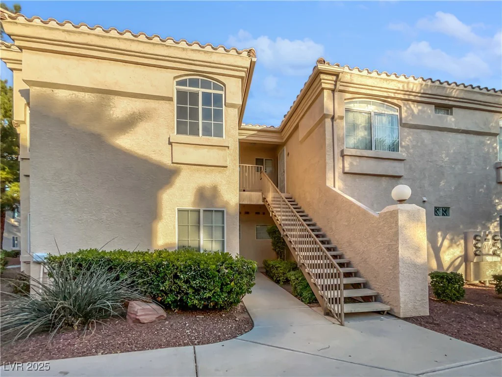 7400 Flamingo, Las Vegas, NV 89147