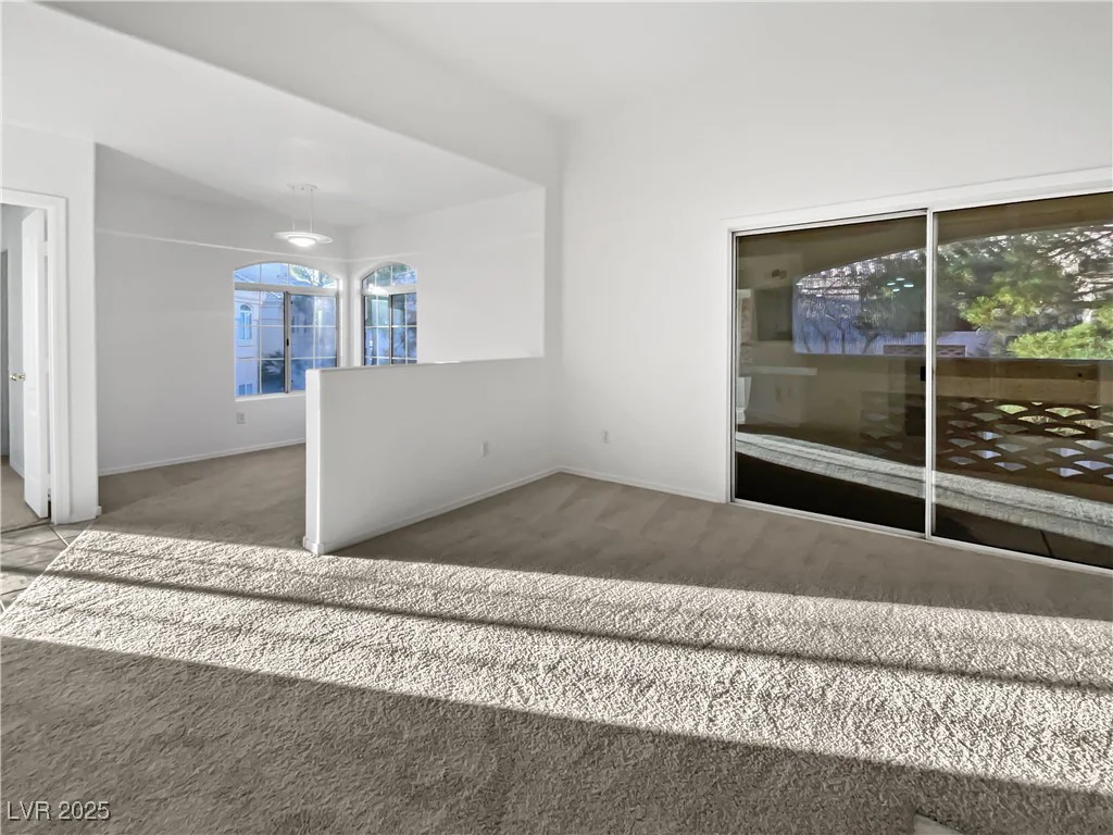 7400 Flamingo, Las Vegas, NV 89147