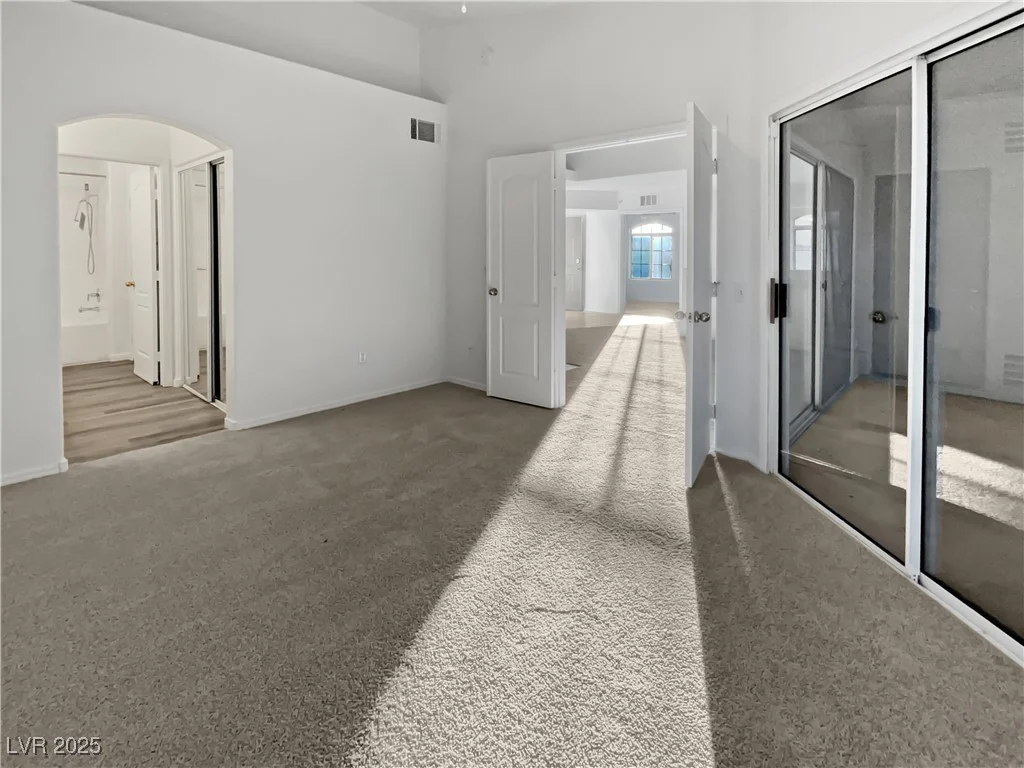 7400 Flamingo, Las Vegas, NV 89147