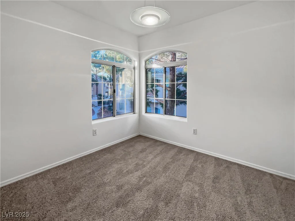 7400 Flamingo, Las Vegas, NV 89147