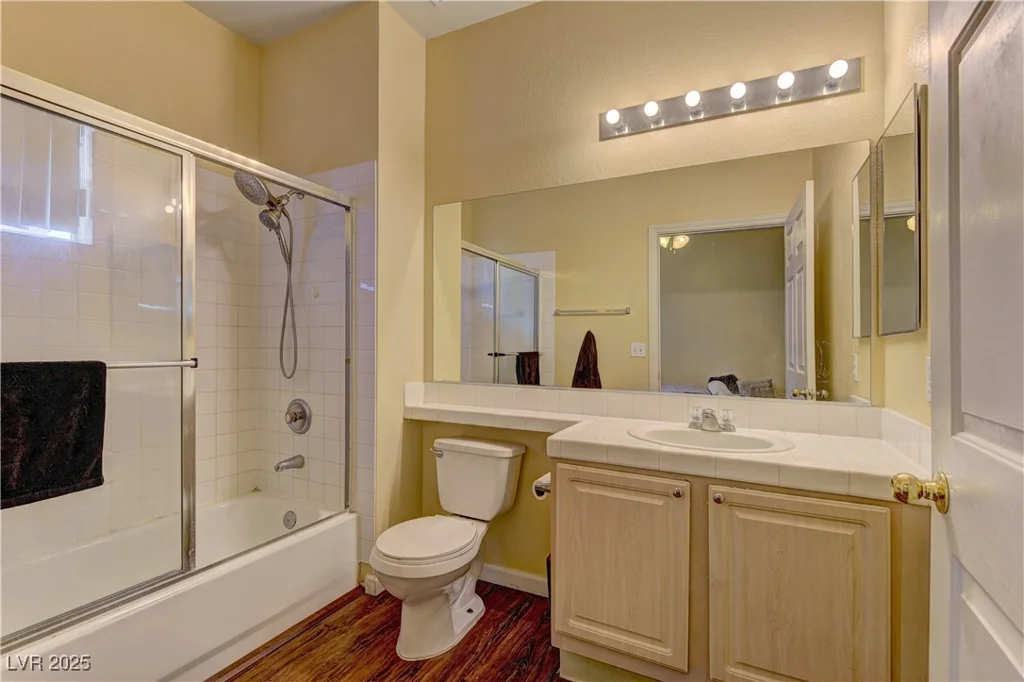 5250 Rainbow, Las Vegas, NV 89118