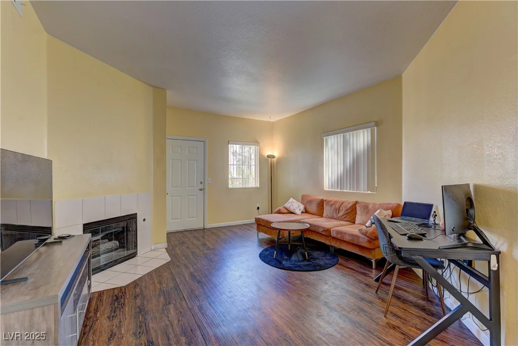 5250 Rainbow, Las Vegas, NV 89118