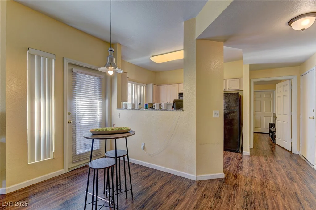 5250 Rainbow, Las Vegas, NV 89118