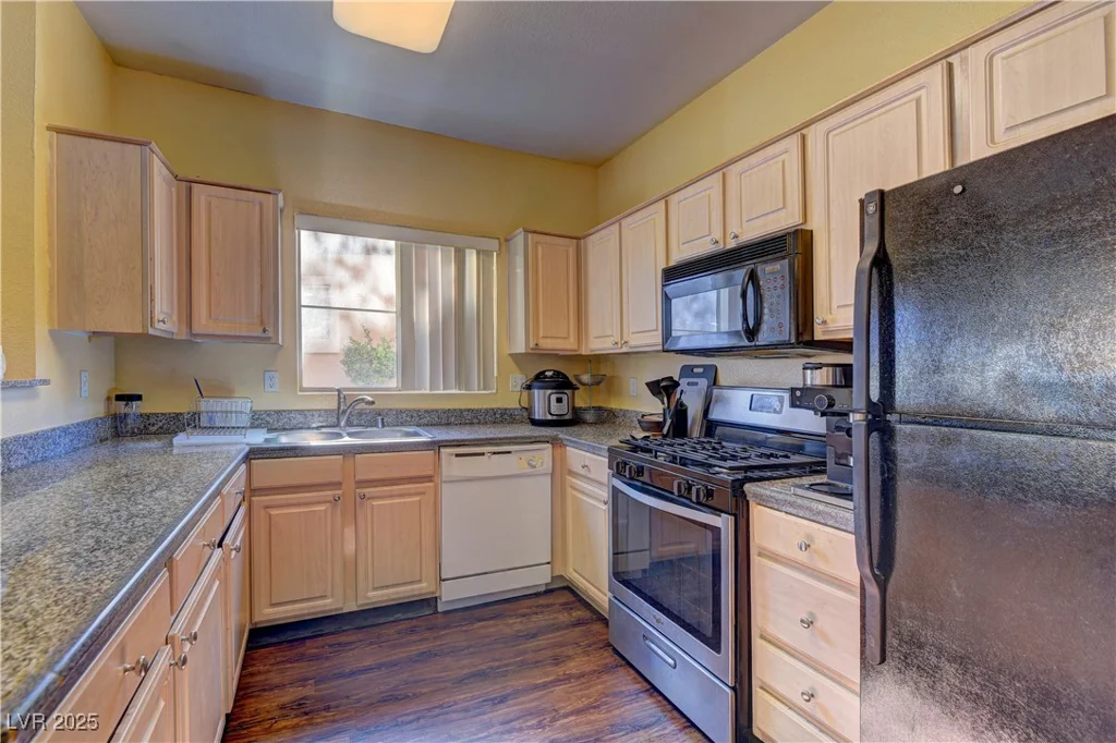 5250 Rainbow, Las Vegas, NV 89118