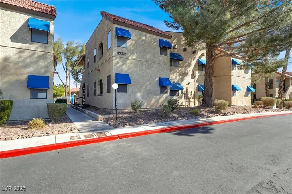 4722 Obannon, Las Vegas, NV 89102