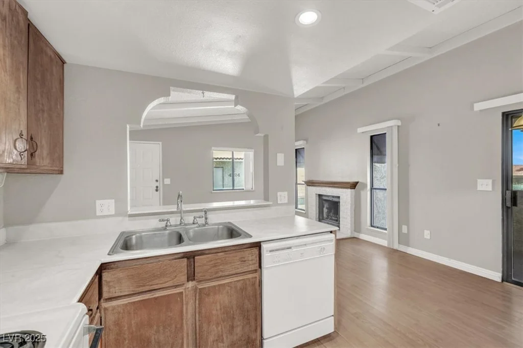 4722 Obannon, Las Vegas, NV 89102