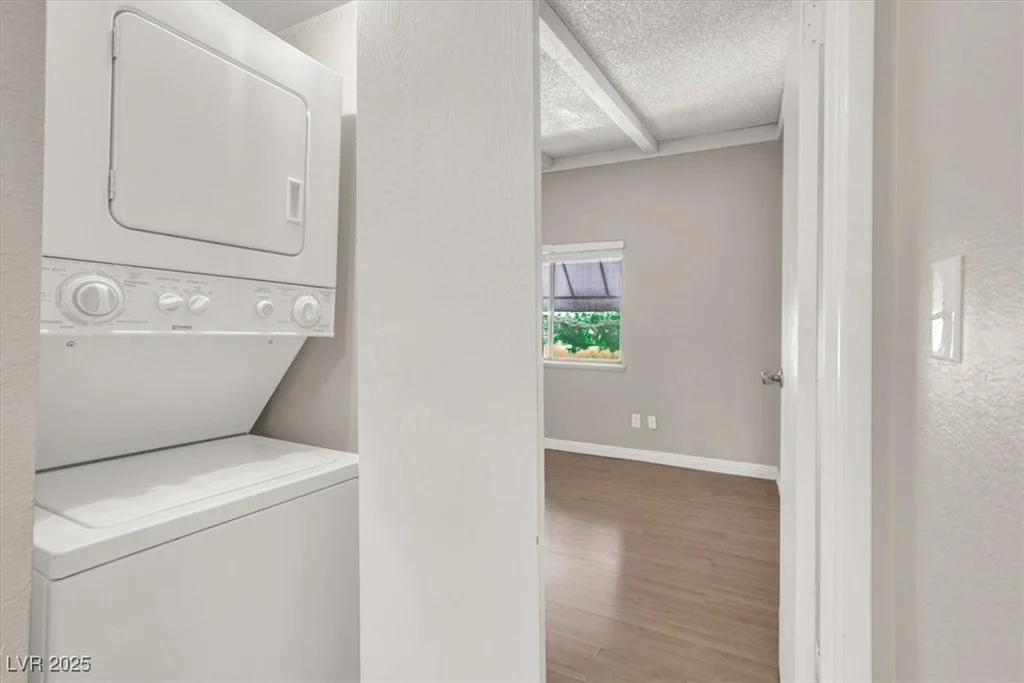 4722 Obannon, Las Vegas, NV 89102