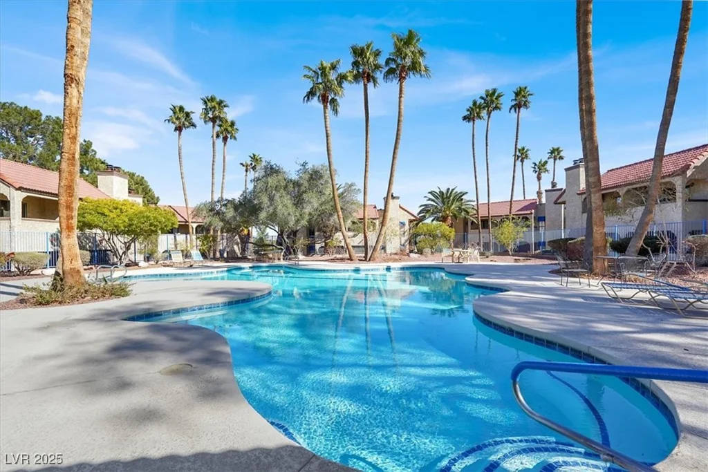 4722 Obannon, Las Vegas, NV 89102