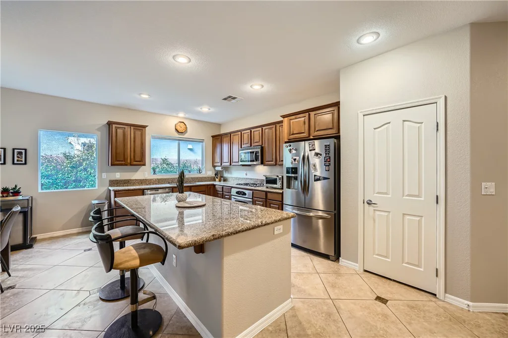 11165 Robin Park, Las Vegas, NV 89138