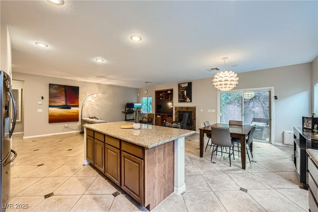11165 Robin Park, Las Vegas, NV 89138