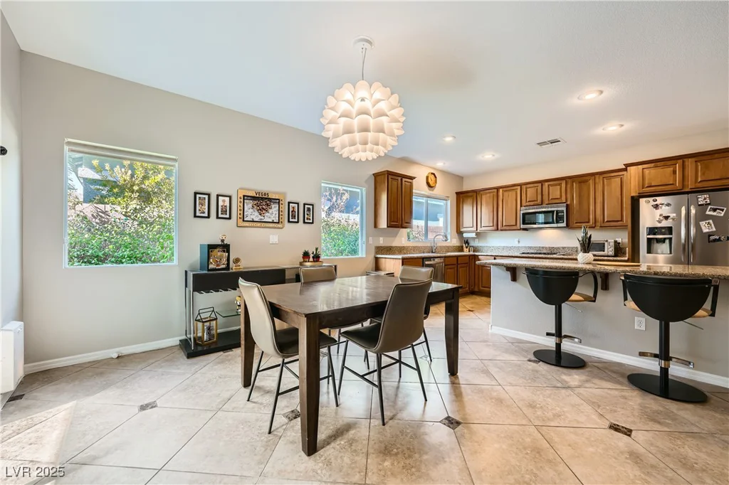 11165 Robin Park, Las Vegas, NV 89138