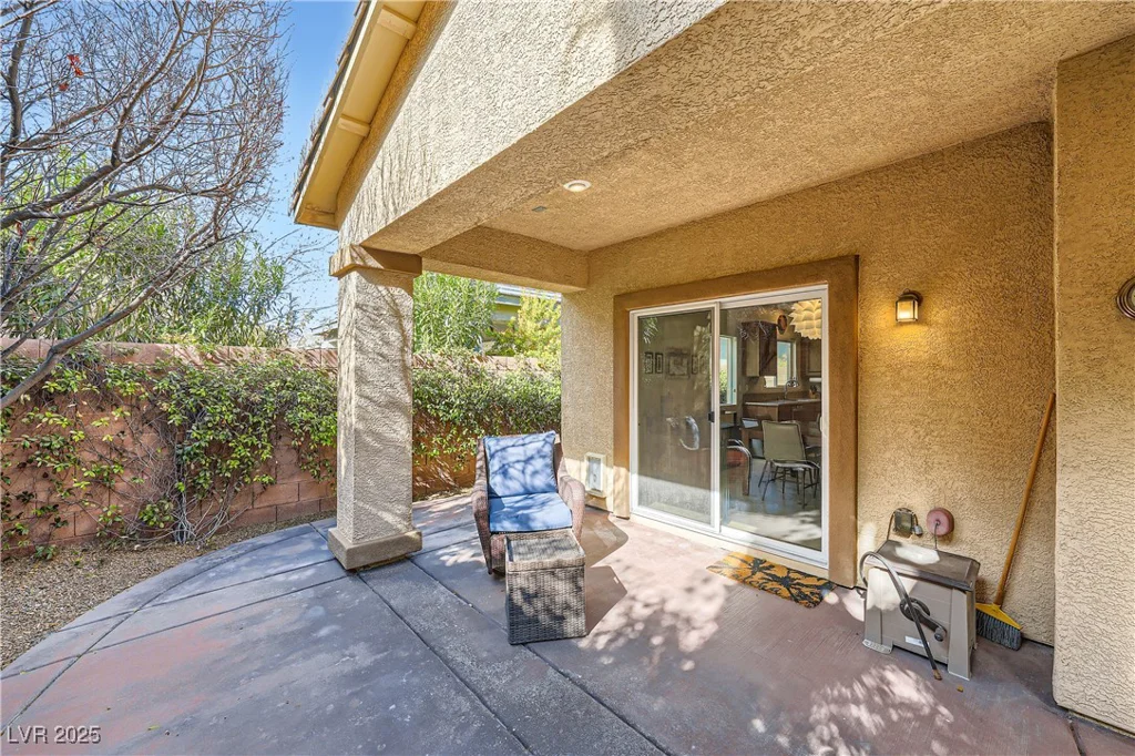 11165 Robin Park, Las Vegas, NV 89138