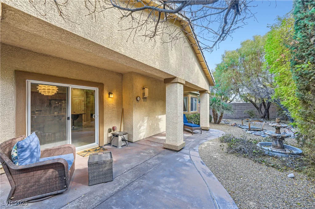 11165 Robin Park, Las Vegas, NV 89138