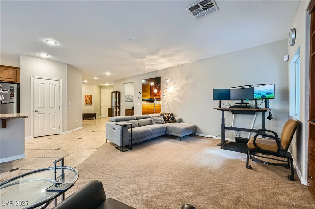 11165 Robin Park, Las Vegas, NV 89138