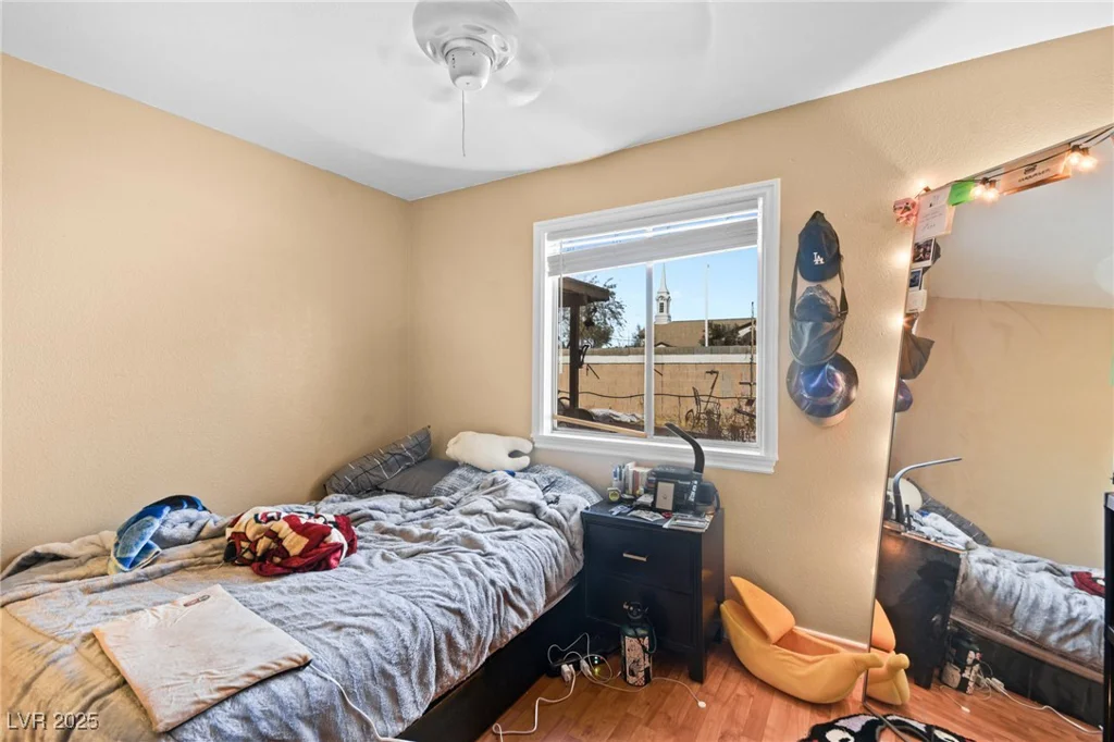1940 Solana Del Norte, North Las Vegas, NV 89031