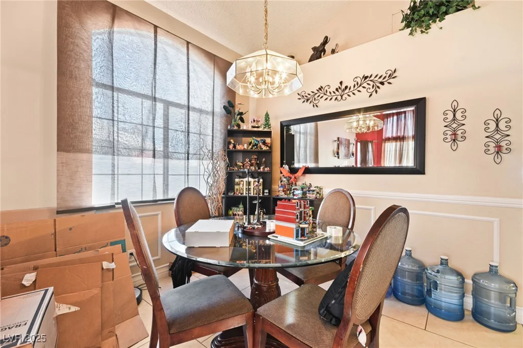 1940 Solana Del Norte, North Las Vegas, NV 89031
