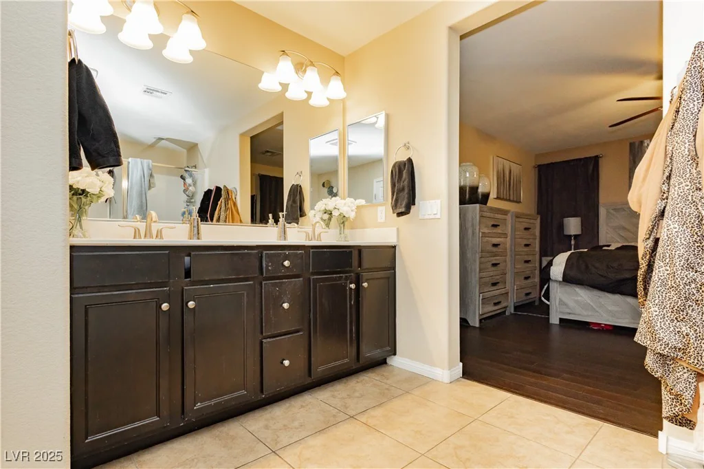 7681 Black River, Las Vegas, NV 89139
