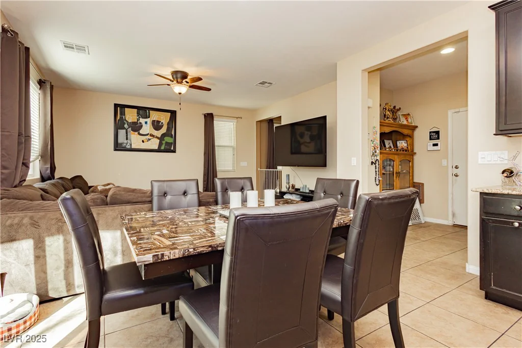 7681 Black River, Las Vegas, NV 89139