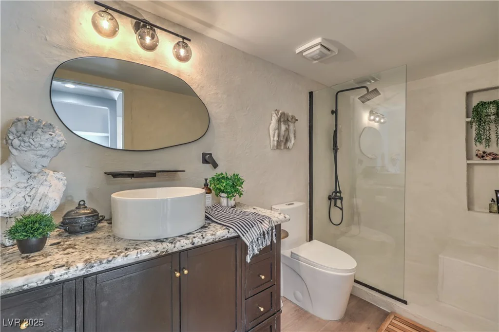 8969 Clairton, Las Vegas, NV 89117