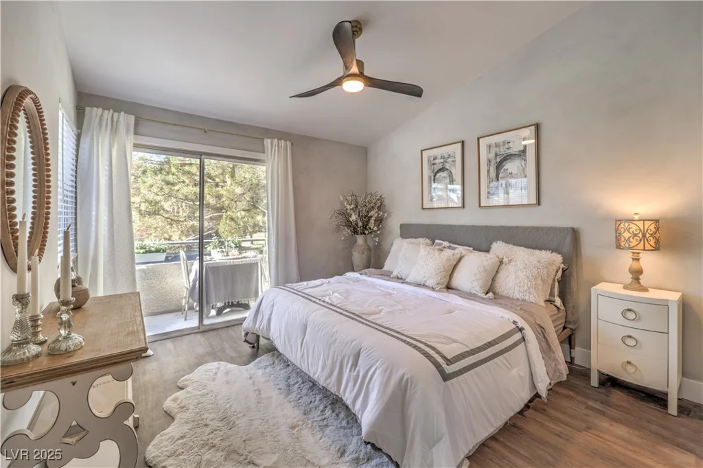 8969 Clairton, Las Vegas, NV 89117