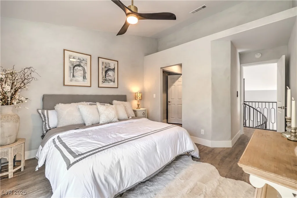 8969 Clairton, Las Vegas, NV 89117