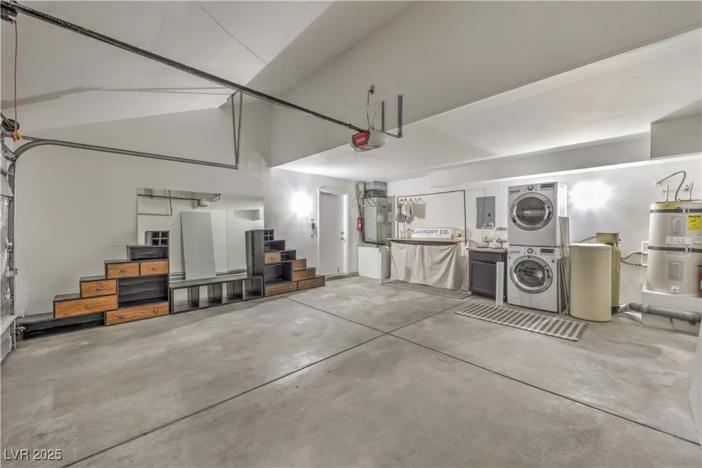 8969 Clairton, Las Vegas, NV 89117