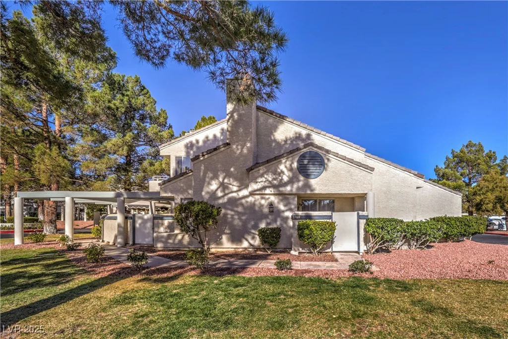 8969 Clairton, Las Vegas, NV 89117