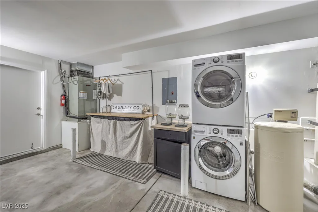 8969 Clairton, Las Vegas, NV 89117