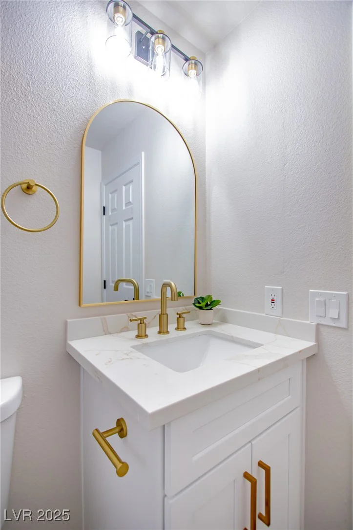 9882 Pioneer, Las Vegas, NV 89117