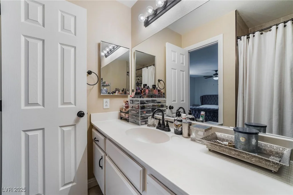 1888 Apricot, Henderson, NV 89014