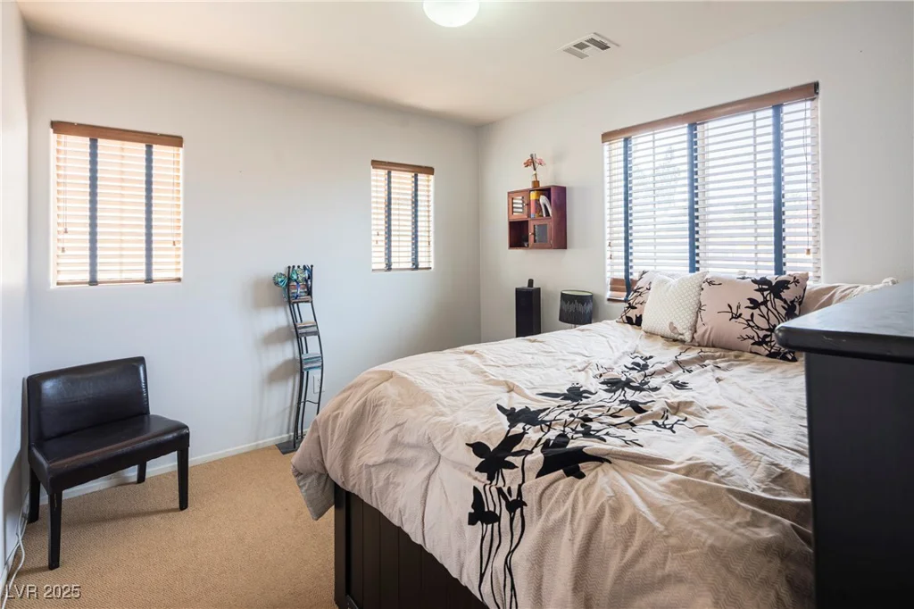 1100 Paradise Coach, Henderson, NV 89002