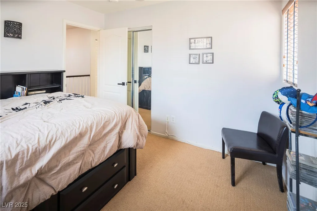 1100 Paradise Coach, Henderson, NV 89002