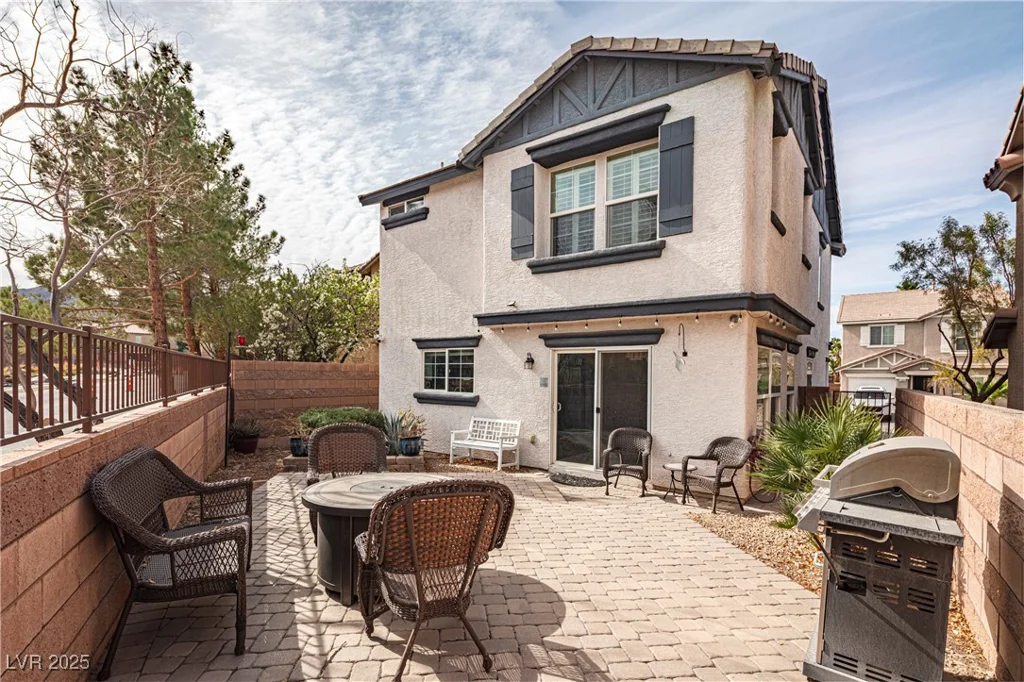 1100 Paradise Coach, Henderson, NV 89002