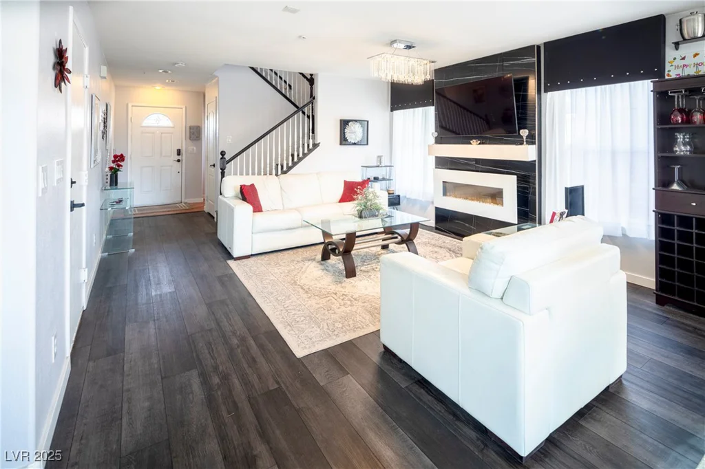 1100 Paradise Coach, Henderson, NV 89002