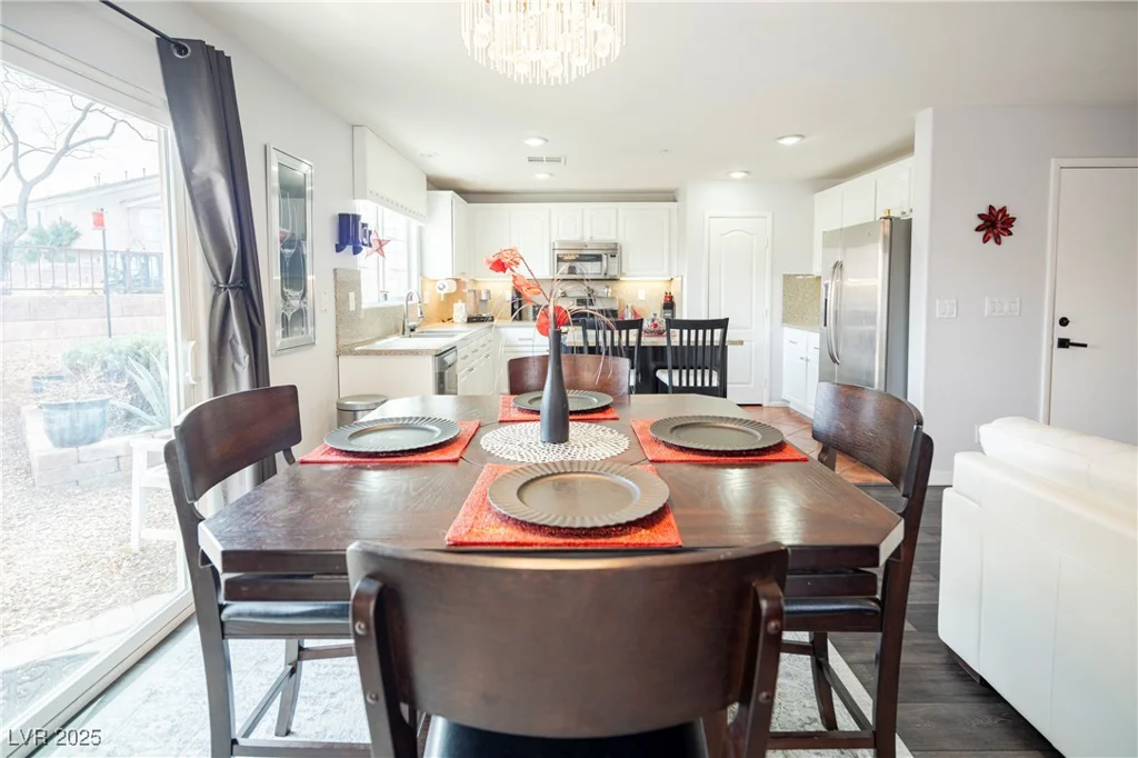 1100 Paradise Coach, Henderson, NV 89002