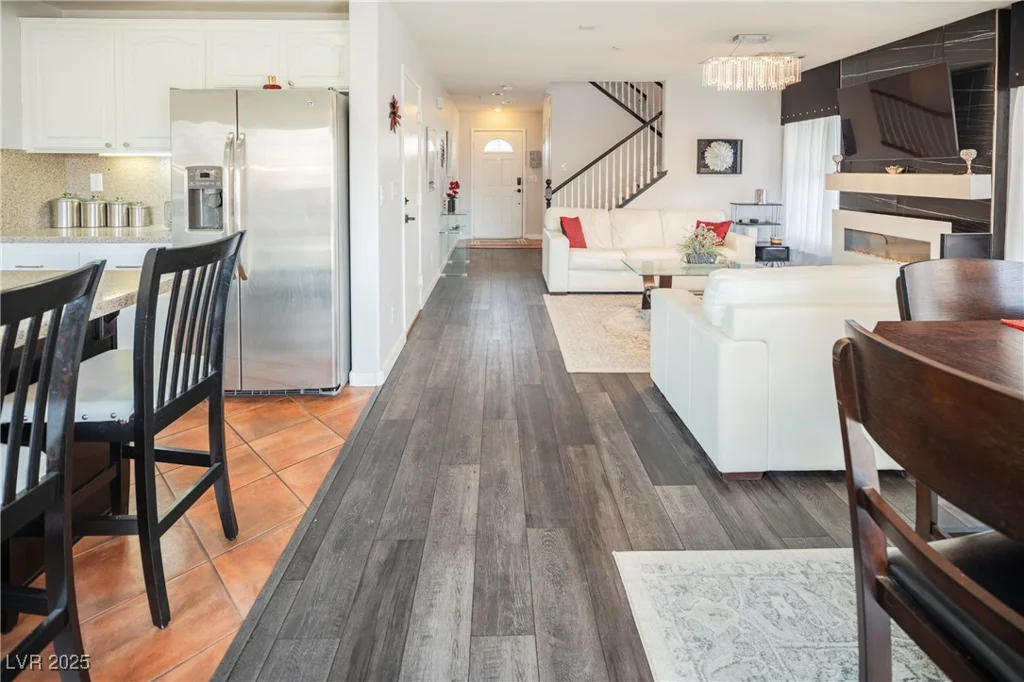 1100 Paradise Coach, Henderson, NV 89002