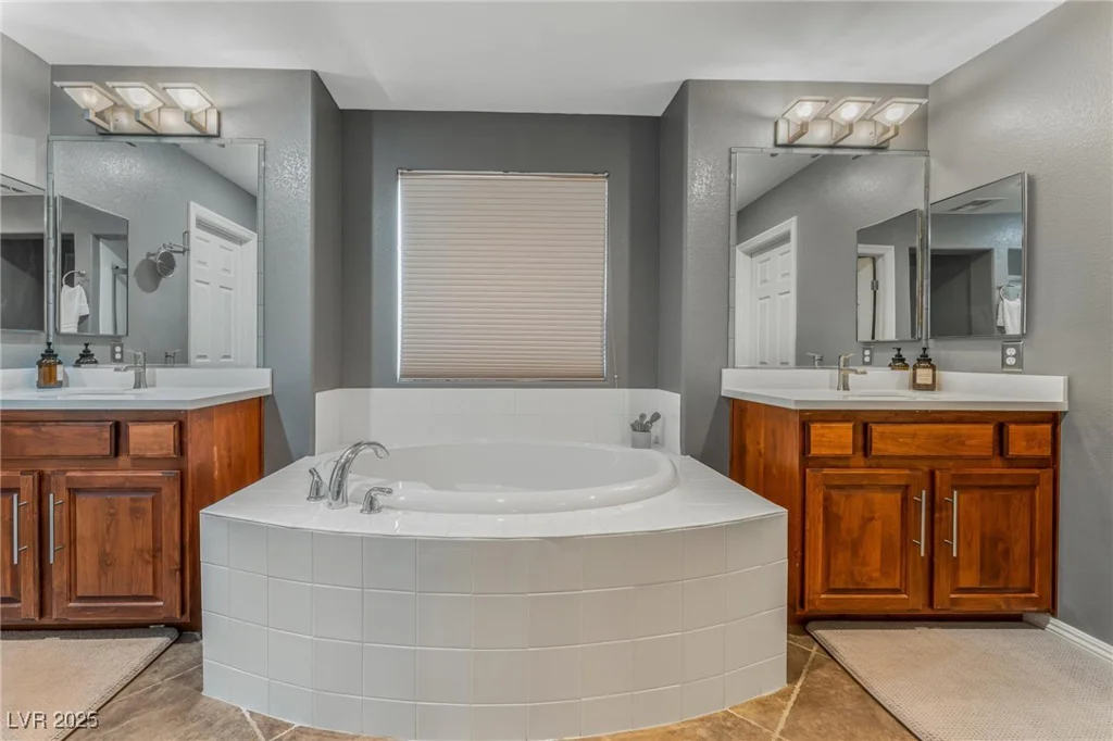 2765 Rochester Run, Henderson, NV 89052
