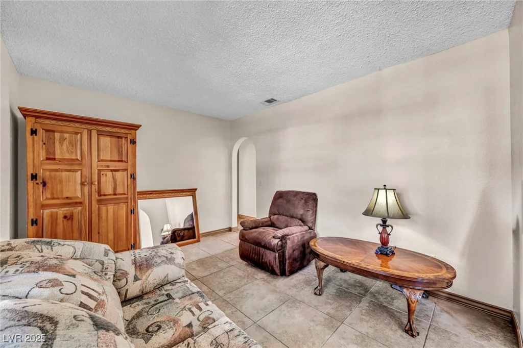 5871 Mescal, Las Vegas, NV 89110