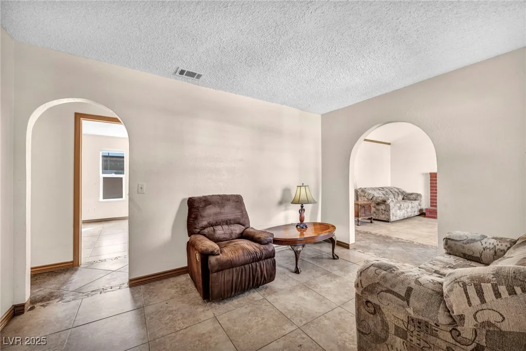 5871 Mescal, Las Vegas, NV 89110