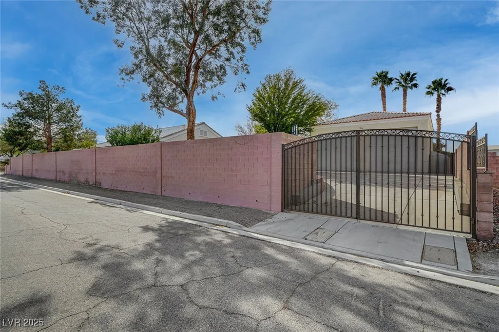 344 Rush, Las Vegas, NV 89183