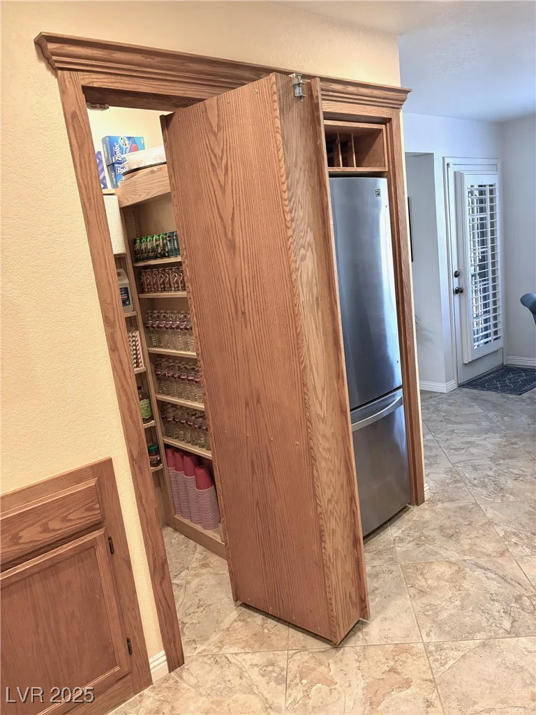 3999 Delos, Las Vegas, NV 89103