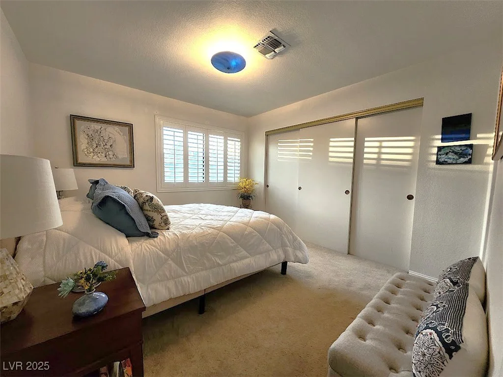 3999 Delos, Las Vegas, NV 89103