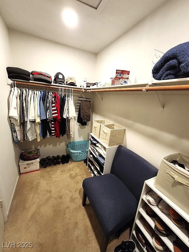 3999 Delos, Las Vegas, NV 89103