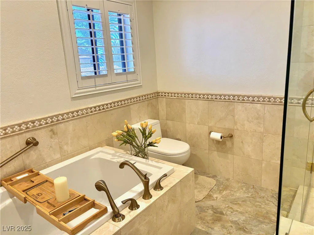 3999 Delos, Las Vegas, NV 89103