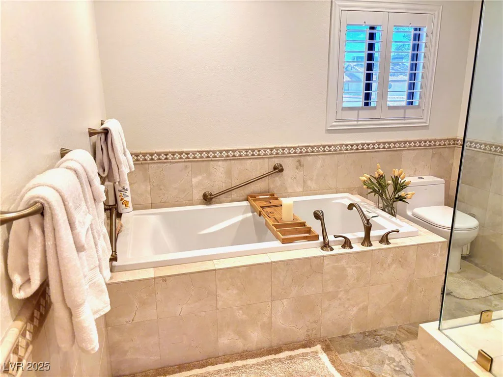 3999 Delos, Las Vegas, NV 89103