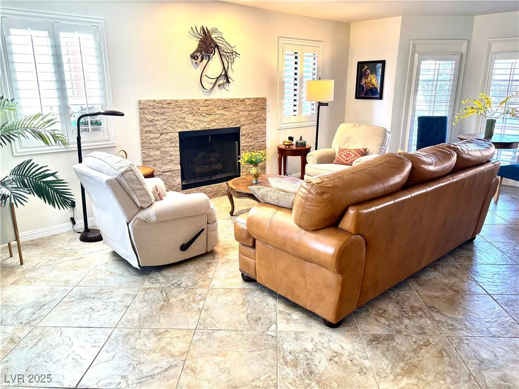3999 Delos, Las Vegas, NV 89103