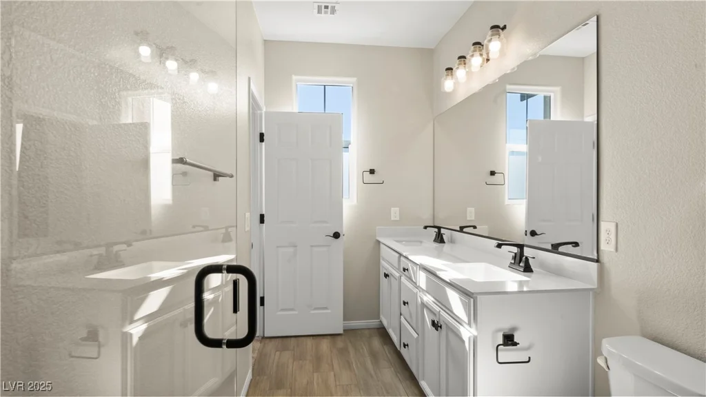 1803 Potosi Peak, North Las Vegas, NV 89031
