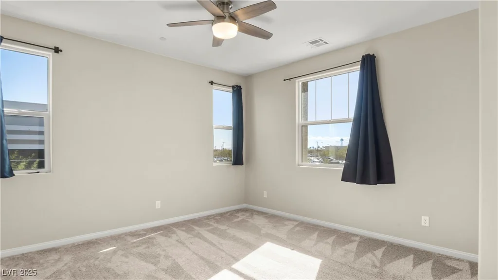 1803 Potosi Peak, North Las Vegas, NV 89031